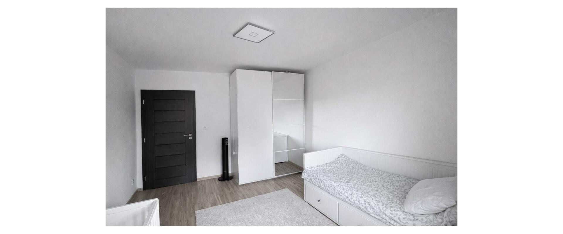 Kompletne zariadený 3-izbový byt s balkónom  v novostavbe