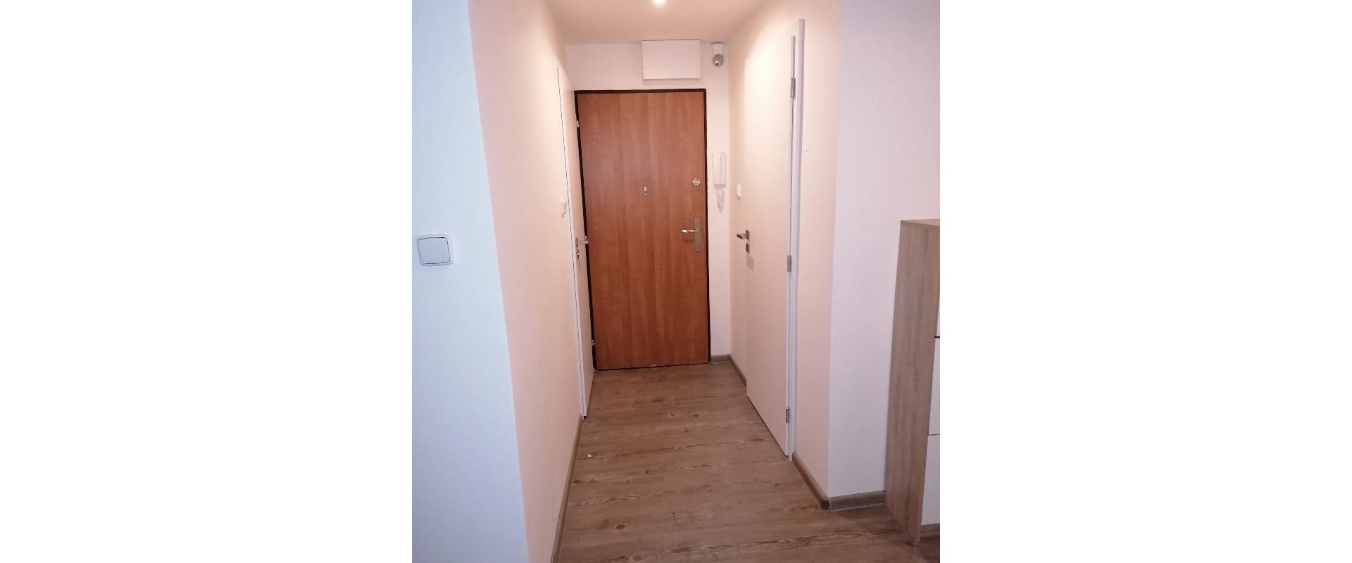 Kompletne zariadený 3-izbový byt s balkónom  v novostavbe