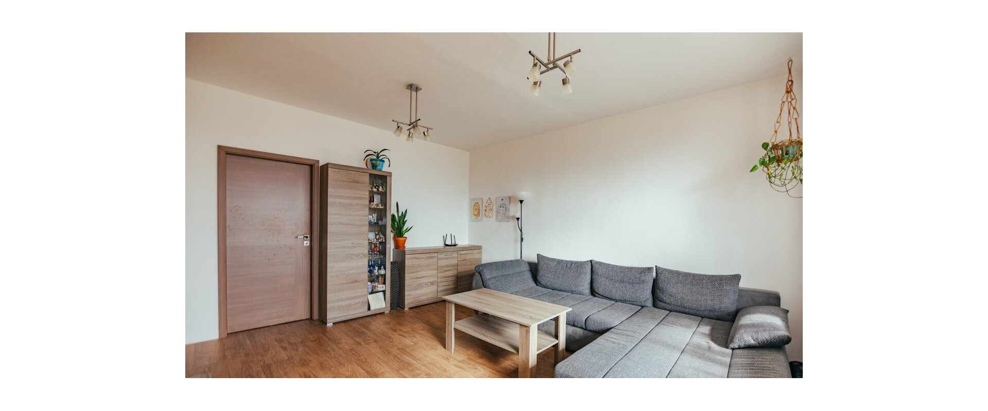 Priestranný 3-izbový byt s vynikajúcou dispozíciou – Trenčín, Juh