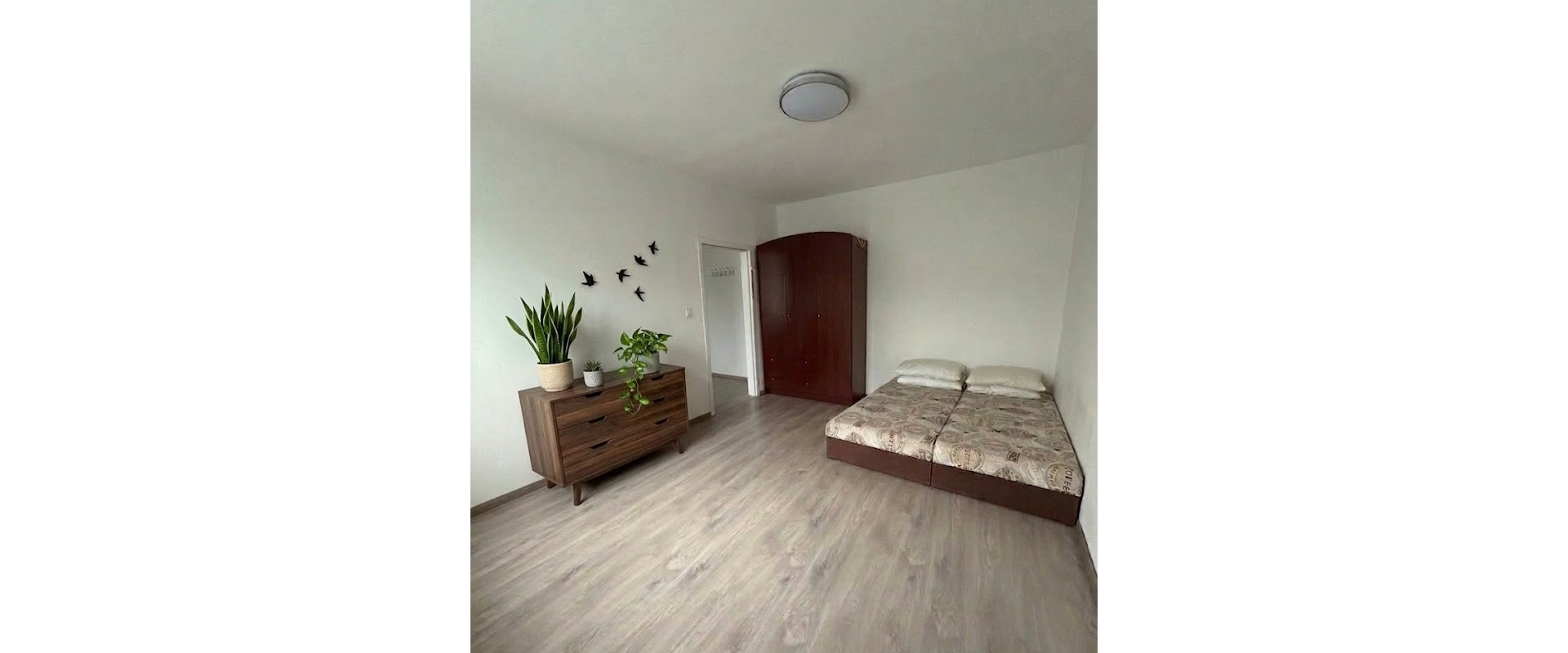 Na prenájom 1 izbový byt na Juhu v Pezinku