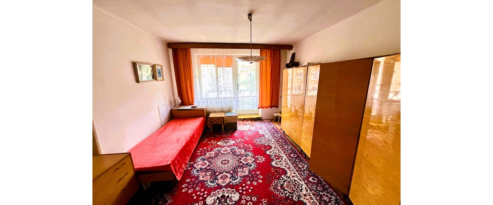 Na predaj 2-izbový byt s balkónom – Sídlisko I, Ulica Československej armády v Humennom.