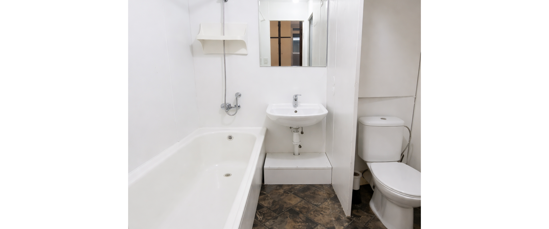 Slnečný a priestranný 2-izbový byt na Terase