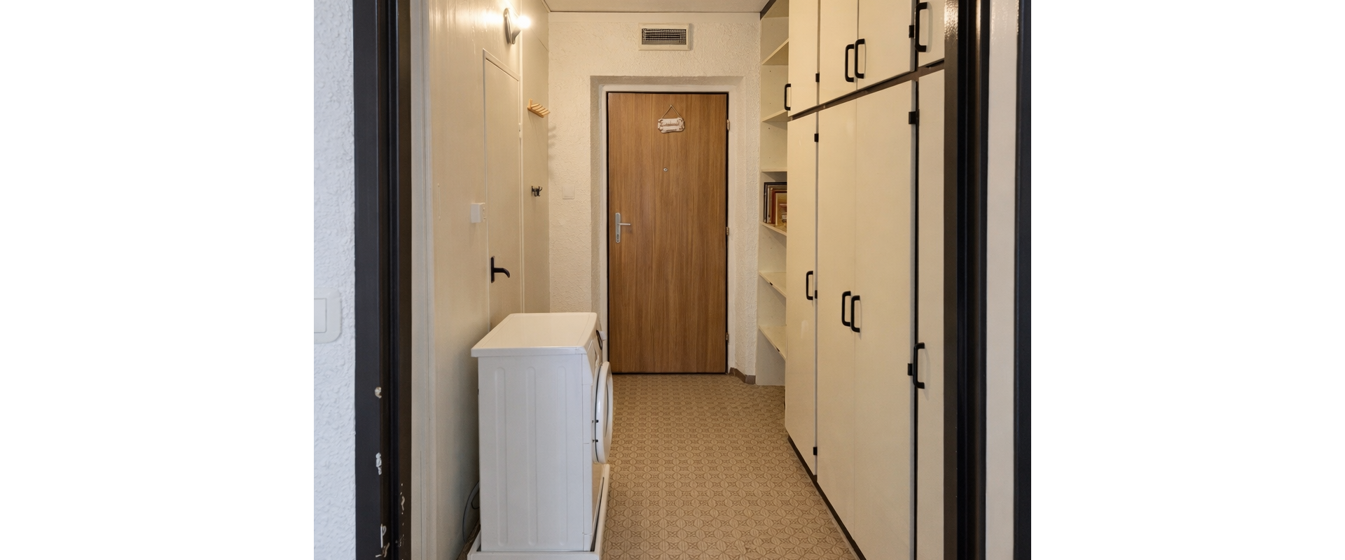 Slnečný a priestranný 2-izbový byt na Terase