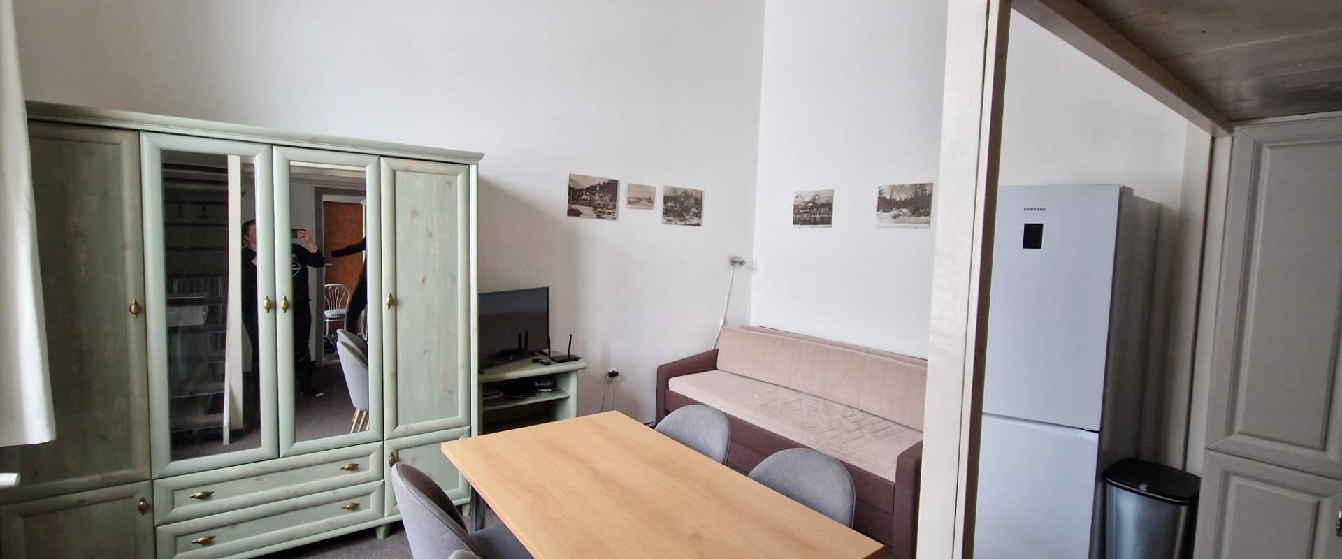 Garzónka v rodinnom dome so samostatným vstupom – prenájom