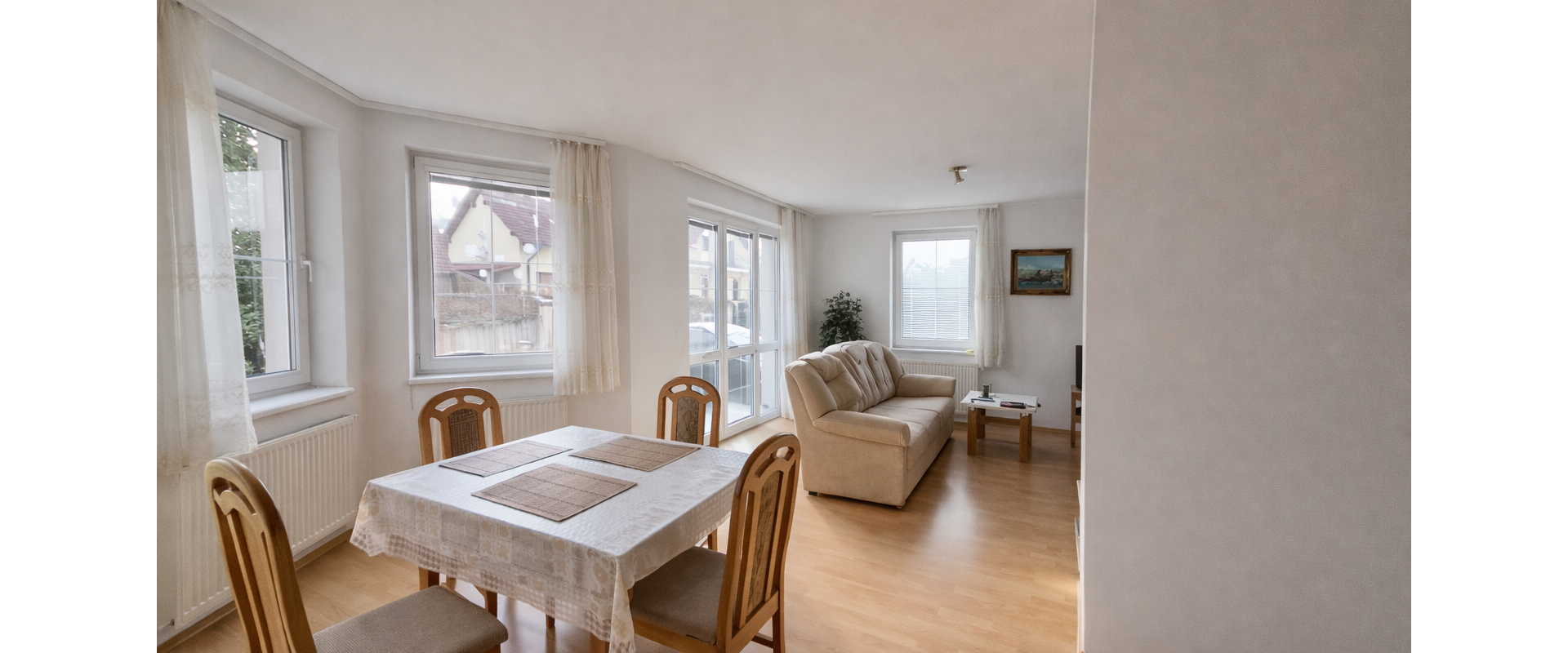 Na predaj 5 izb.rodinný dom v srdci Stupavy s 700m2 pozemkom