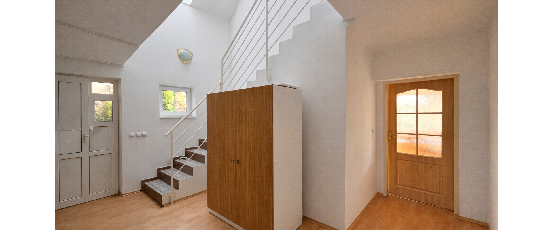 Na predaj 5 izb.rodinný dom v srdci Stupavy s 700m2 pozemkom