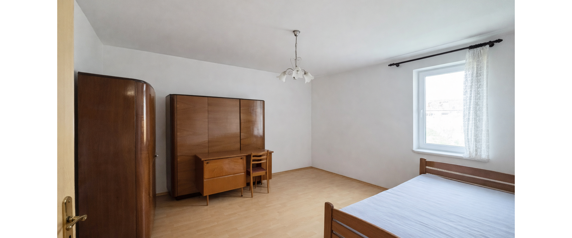 Na predaj 5 izb.rodinný dom v srdci Stupavy s 700m2 pozemkom