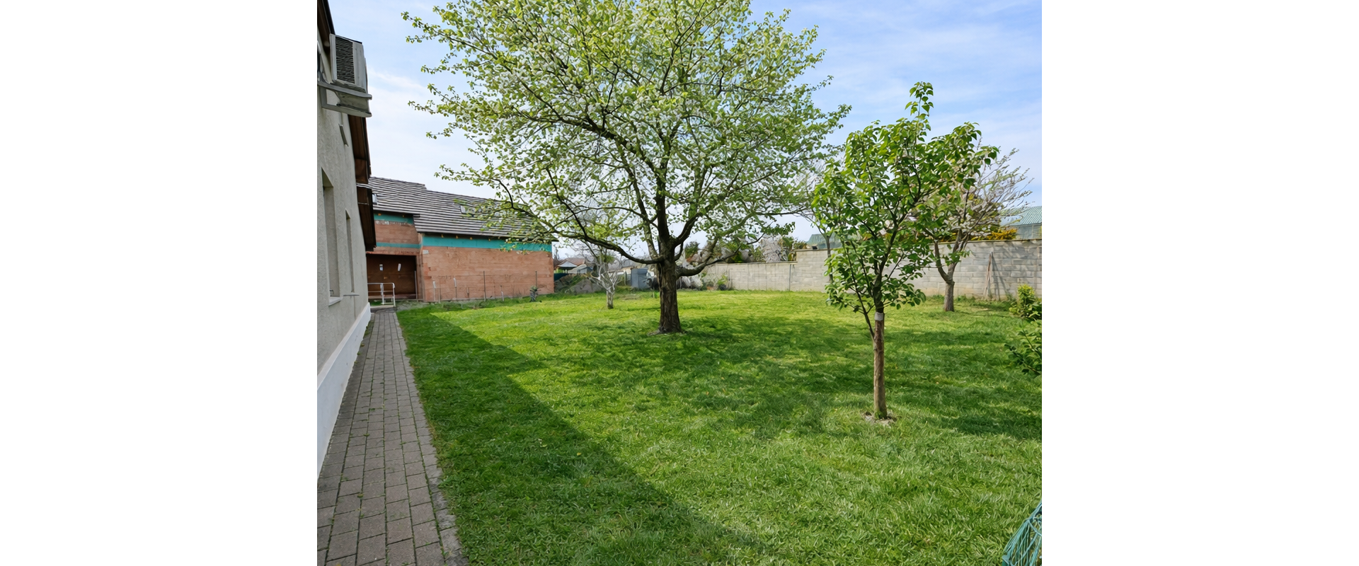 Na predaj 5 izb.rodinný dom v srdci Stupavy s 700m2 pozemkom