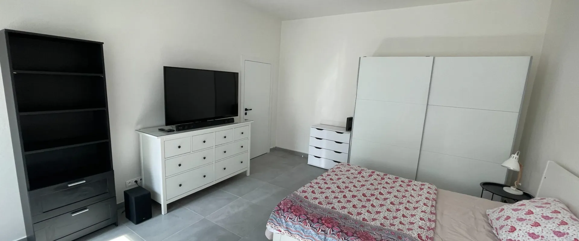 Prenájom 1-izbového bytu v tichej lokalite