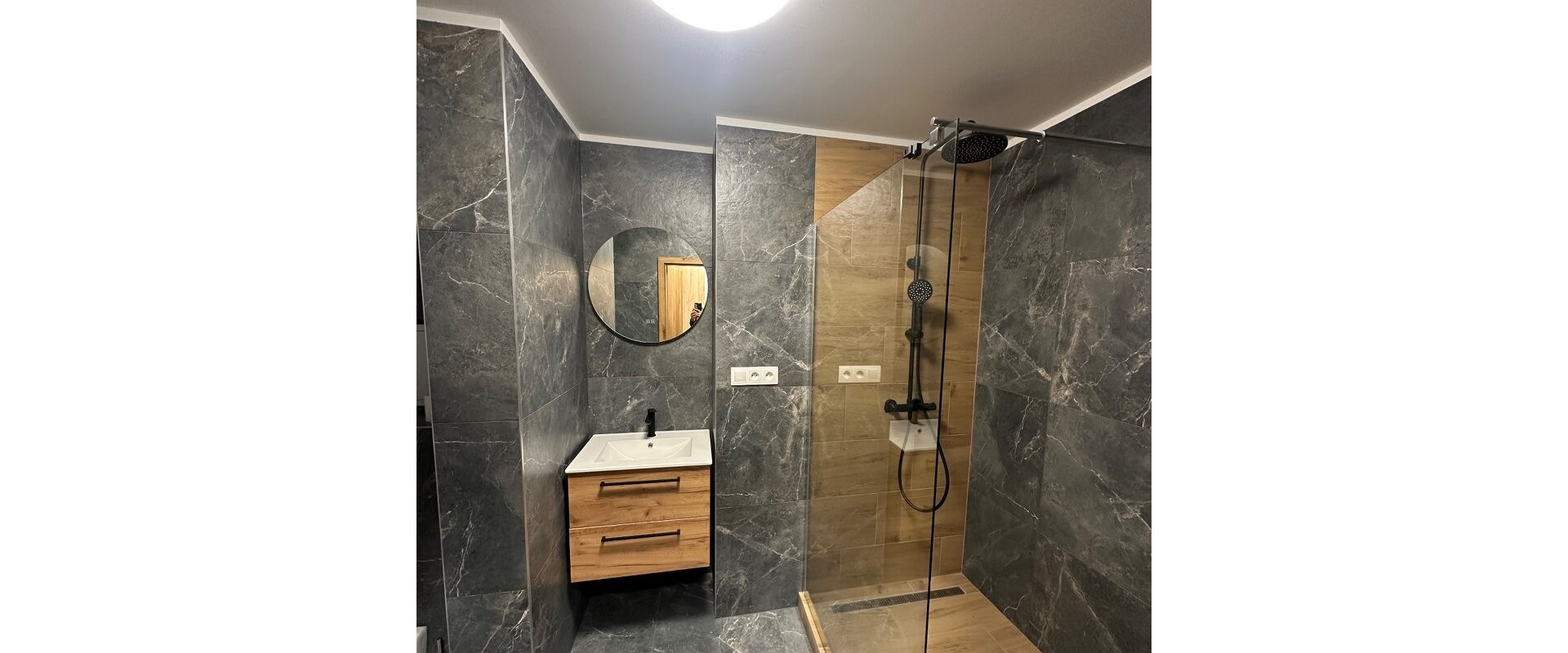 Ponúkam na prenájom kompletne rekonštruovaný byt v Komarne