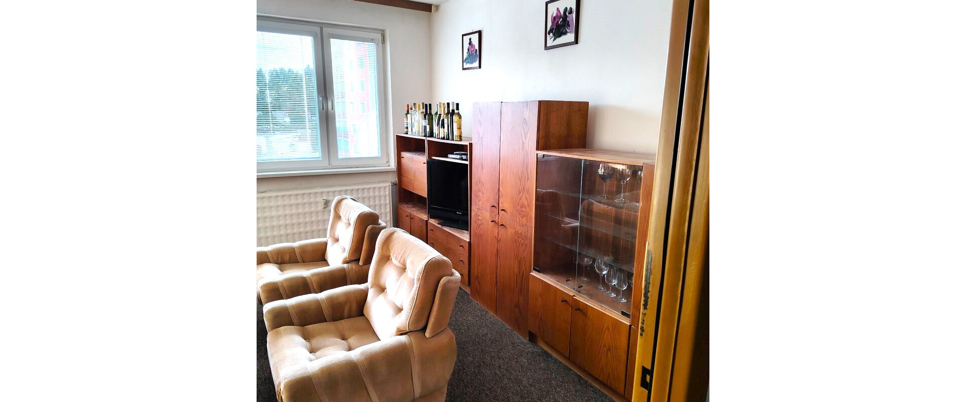 Na predaj veľký 4-izbový byt s veľkým potenciálom Handlová