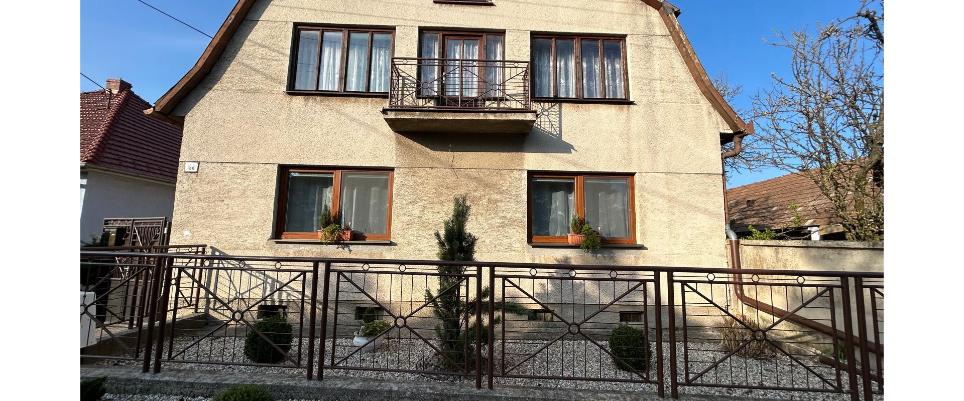 Rodinný dom s veľkým pozemkom 10min od Serede