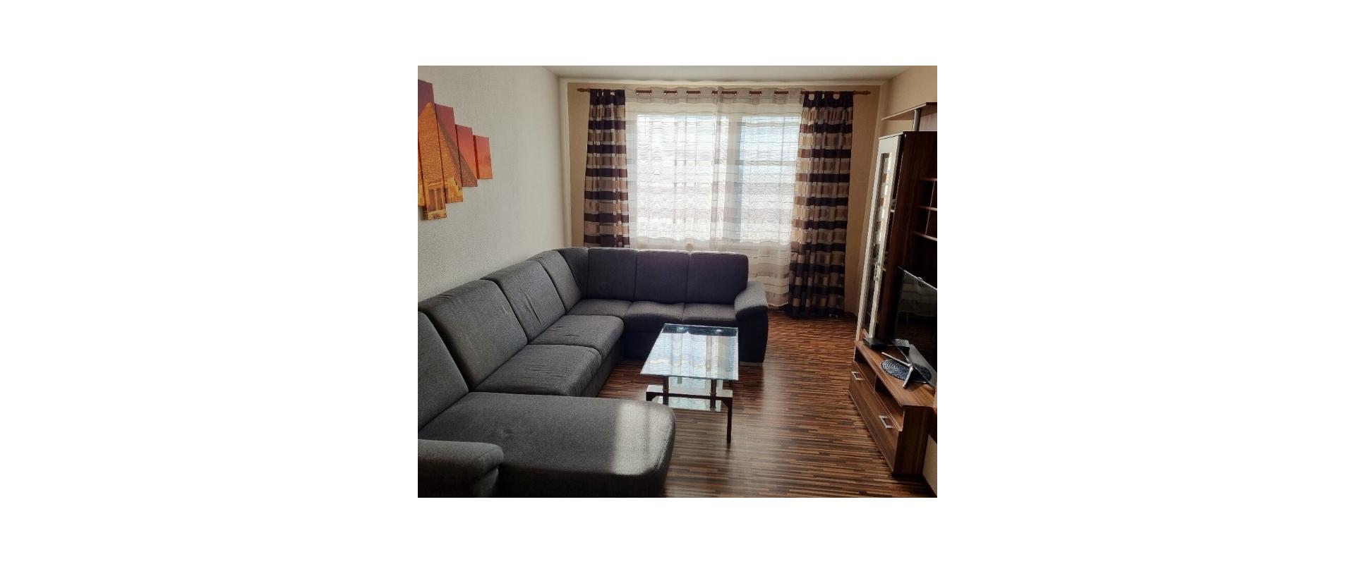 Prenájom 2,5-izbového bytu– Nitra, Chrenová (Dlhá ulica)