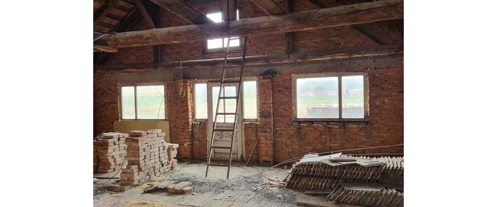 Rodinný dom s veľkým pozemkom 10min od Serede