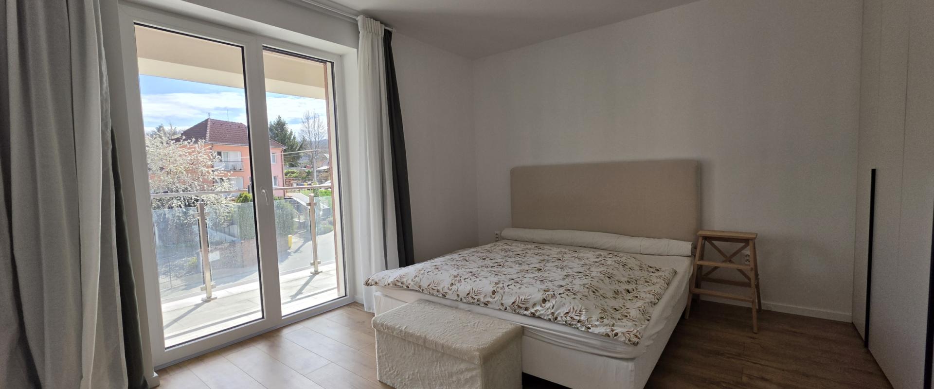 NOVOSTAVBA 2i byt + garáž | Piešťany – Banka