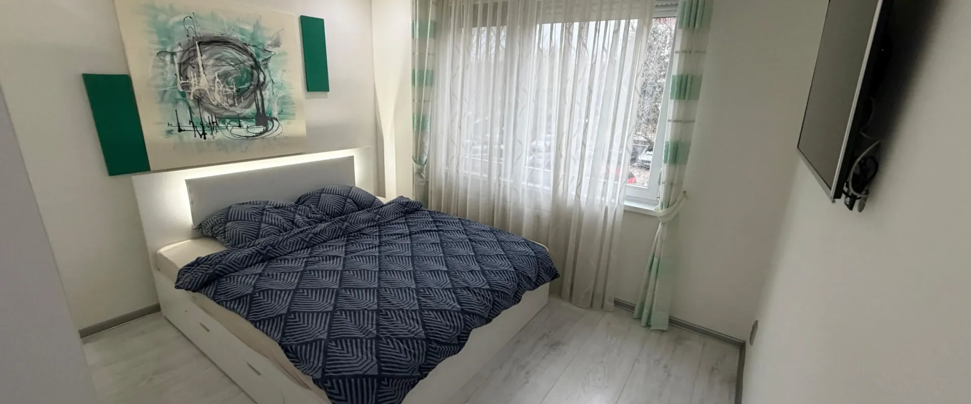 🔥 EXKLUZÍVNE NA PREDAJ: MODERNÝ 2-IZBOVÝ BYT V KOMÁRNE