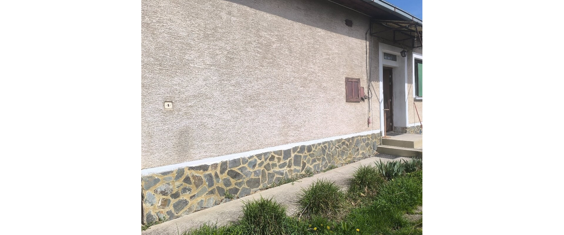 MALÝ DOM,VEĽKÁ PRÍLEŽITOSŤ – BAKA/TICHÁ LOKALITA/40 km od BA