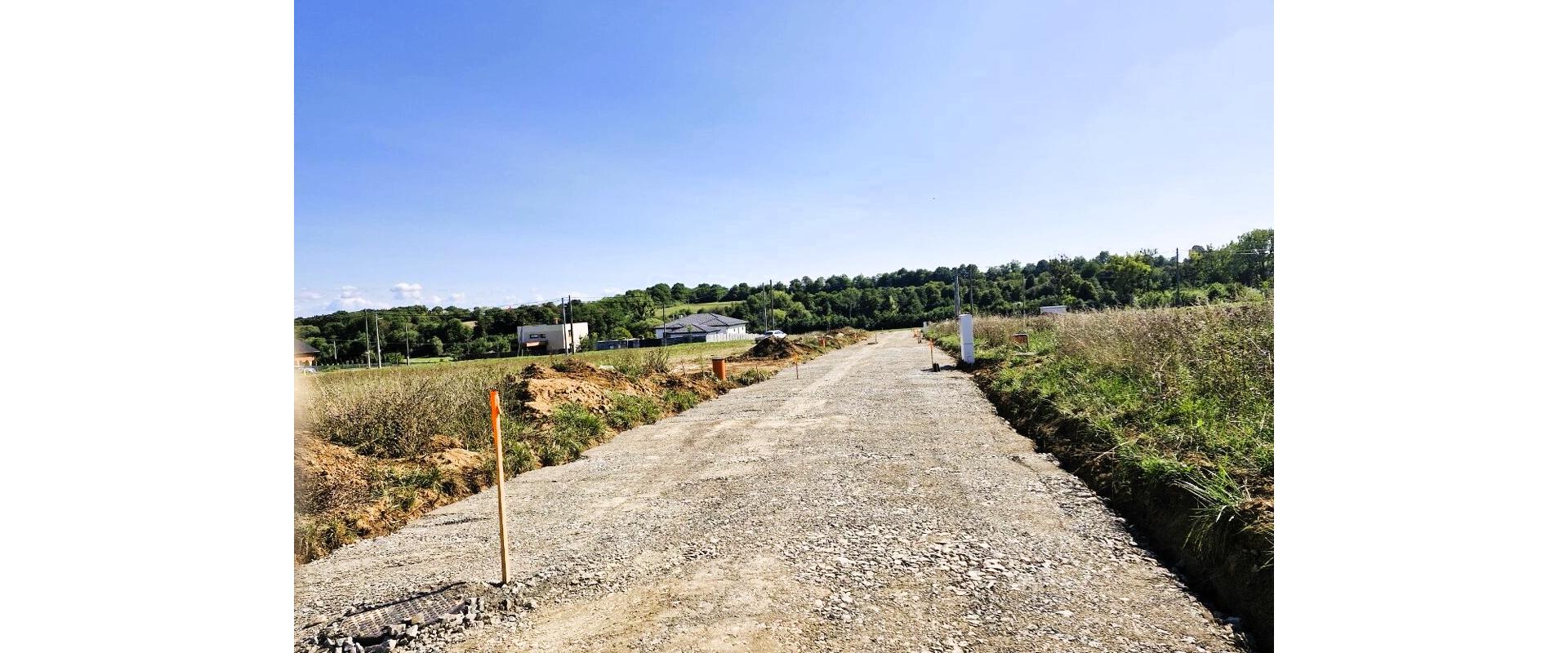 Na predaj stavebný pozemok - 570 m² v obci Kamenná Poruba.