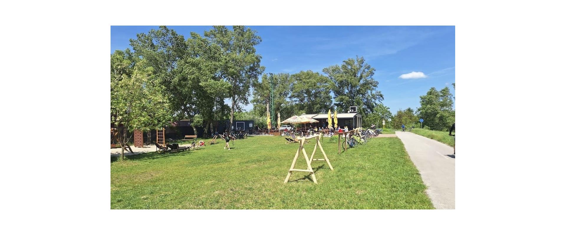 3D Obhliadka: ZNÍŽENÁ CENA: Svetlý 2-izbový byt s loggiou v pokojnej časti Ružinova