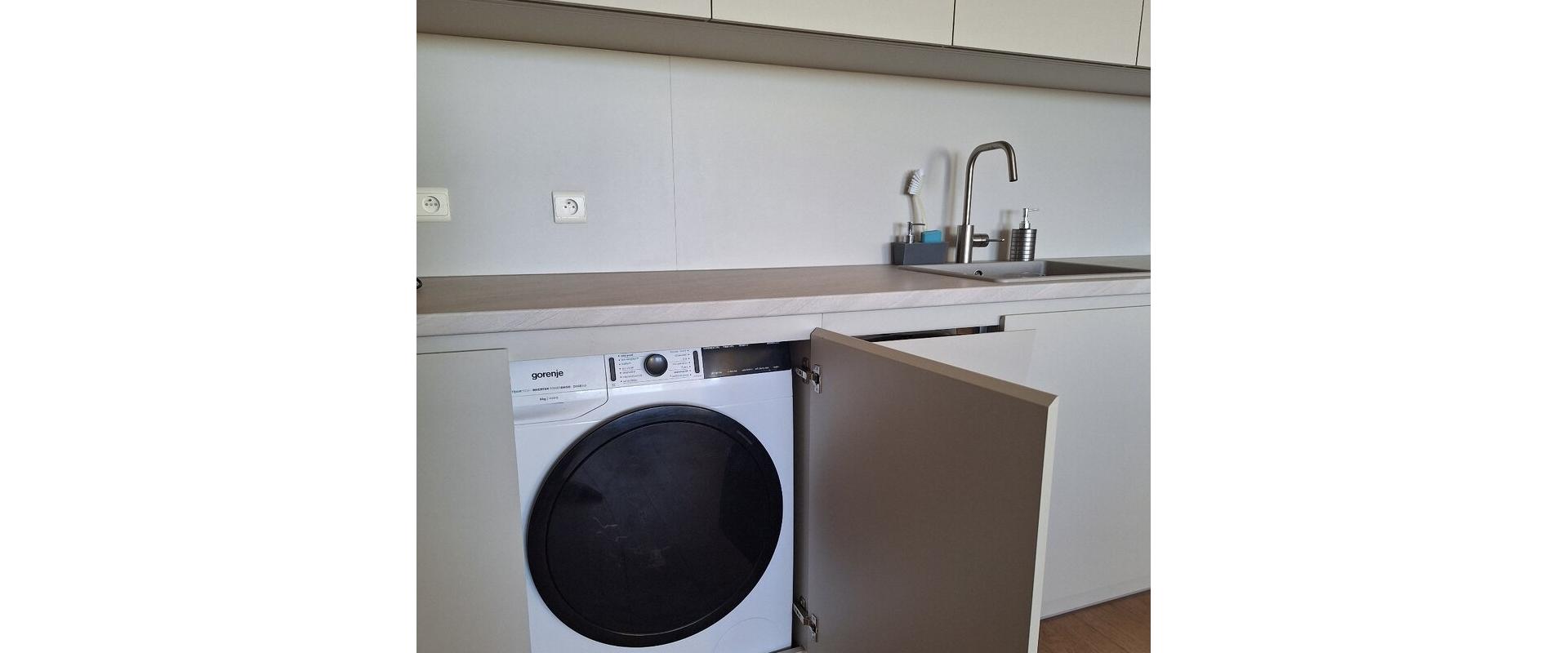 Prenájom 2-izbového bytu s výhľadom na Dunaj