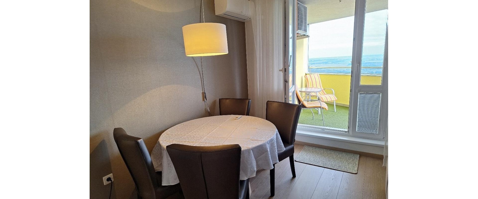 Prenájom 2-izbového bytu s výhľadom na Dunaj