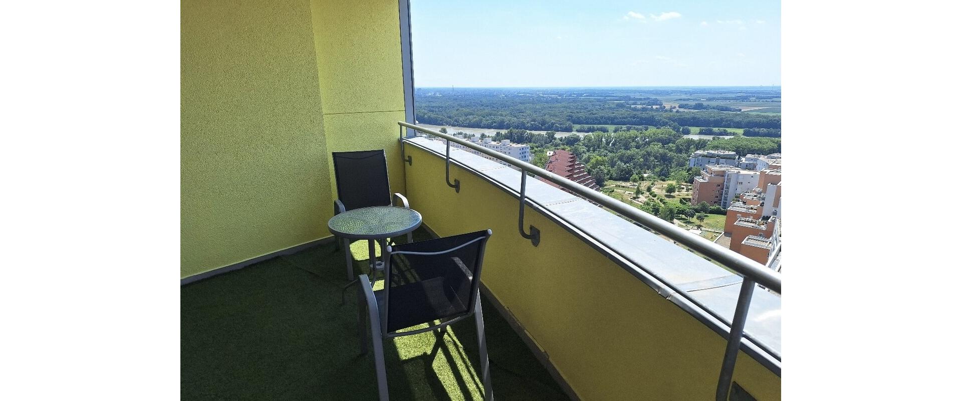 Prenájom 2-izbového bytu s výhľadom na Dunaj