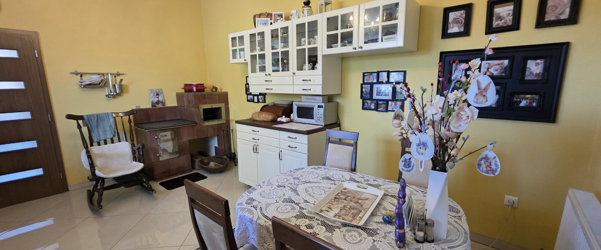 Zrekonštruovaný rodinný dom s veľkým pozemkom – Čaradice