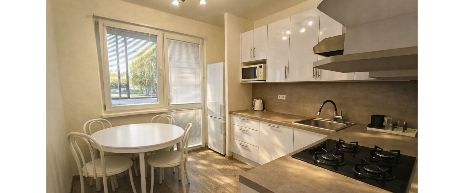 PREDAJ: 4 izbový byt na začiatku Petržalky - pokojné bývanie a rýchly kontakt s centrom