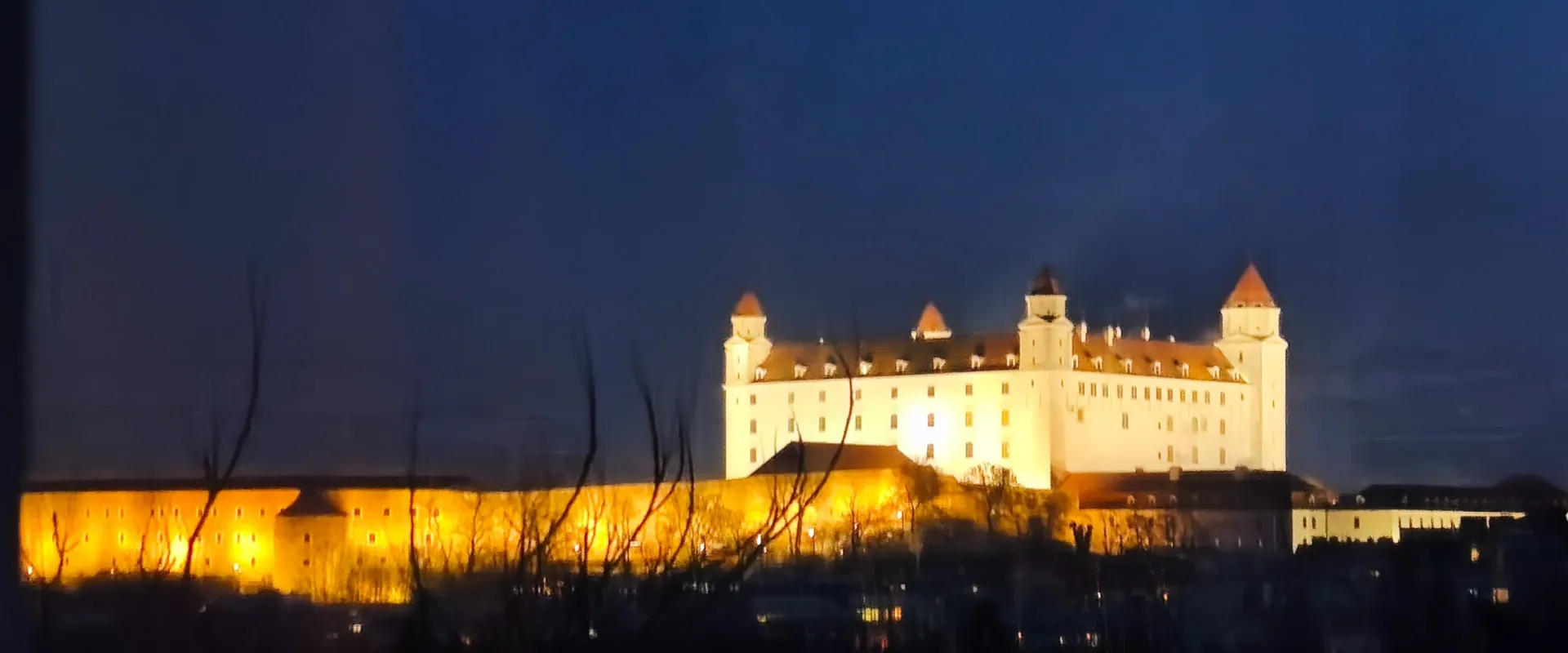 Moderný 2-izbový byt s výhľadom na mesto