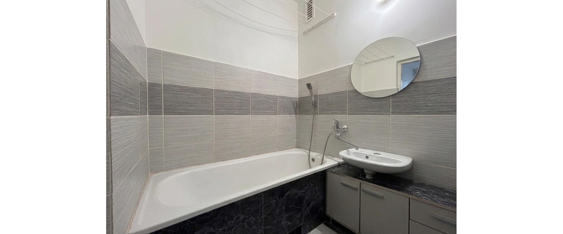 Na prenájom 3-izbový byt s potenciálom podľa vašich predstáv