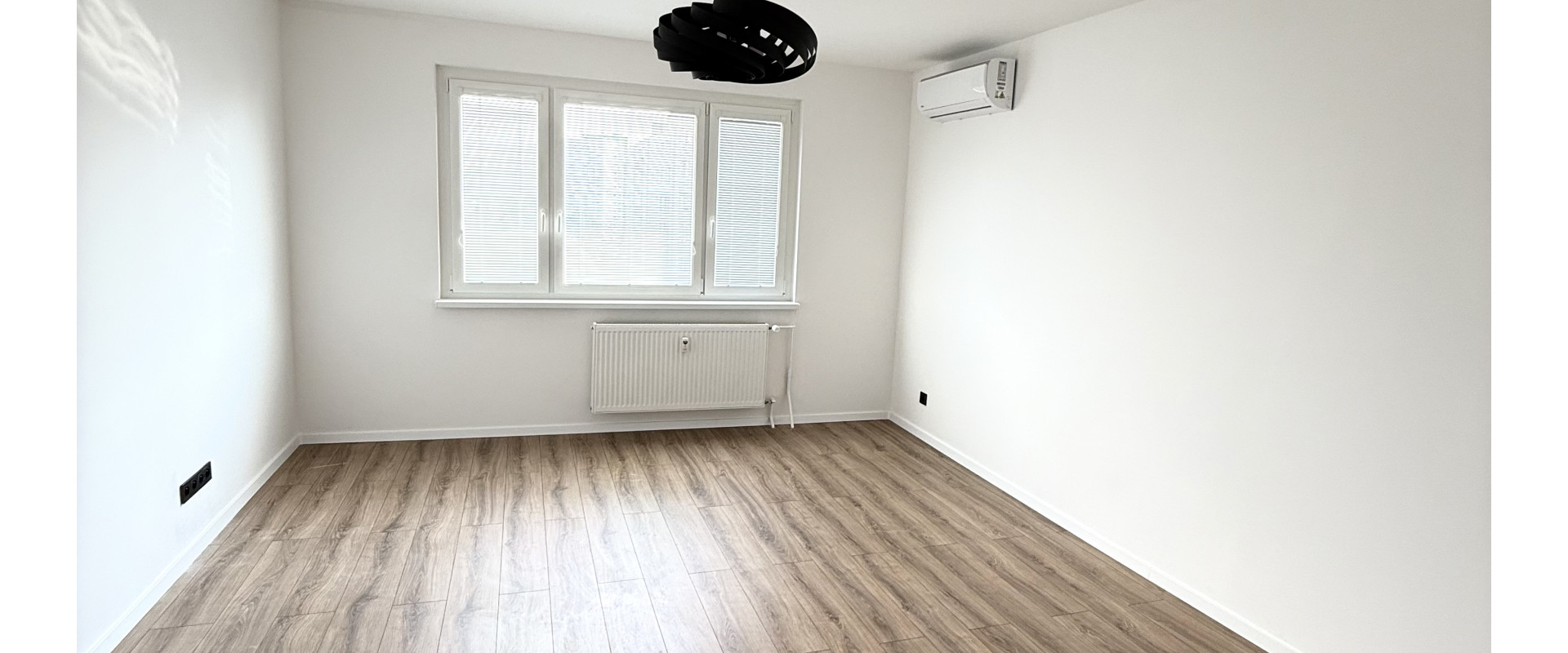 Luxusný zrekonštruovaný 4- Izbový byt na predaj