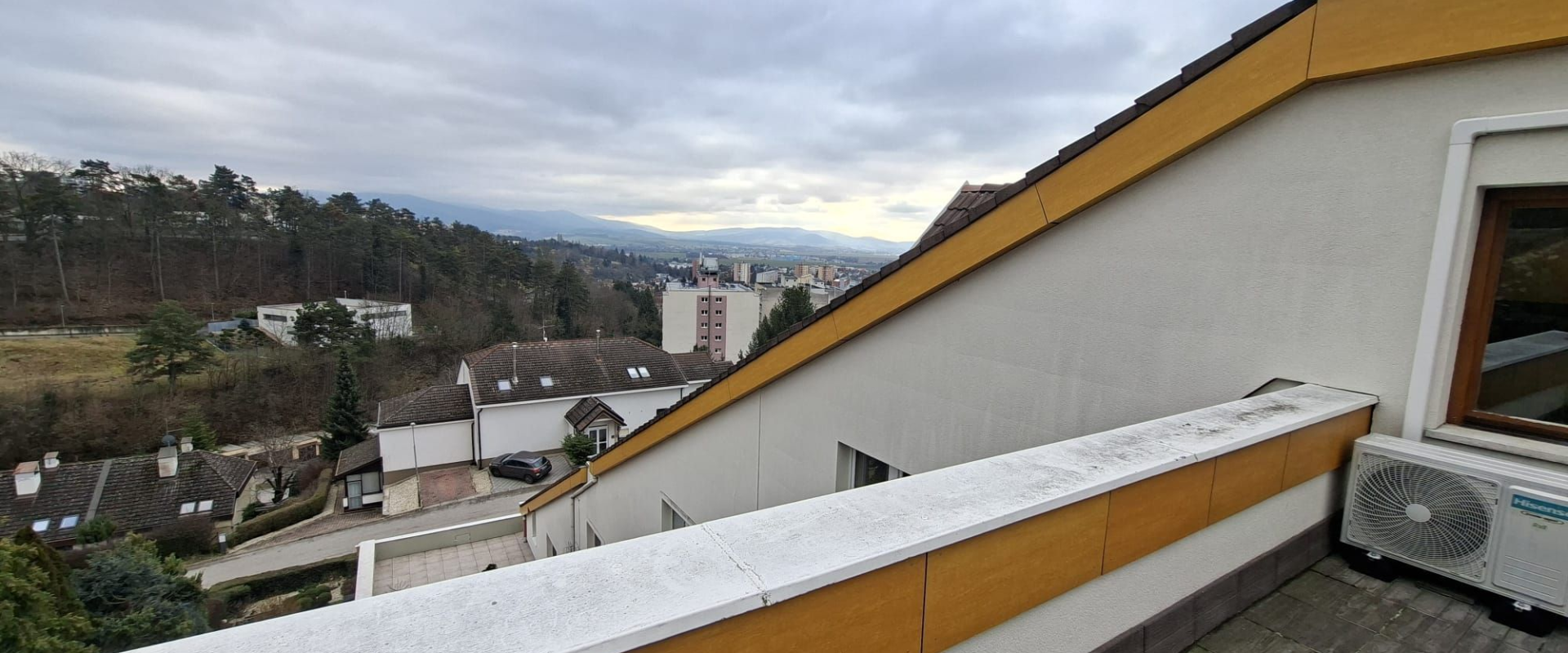 3-izbový byt s terasou a garážou v TOP lokalite – Pod Brezinou