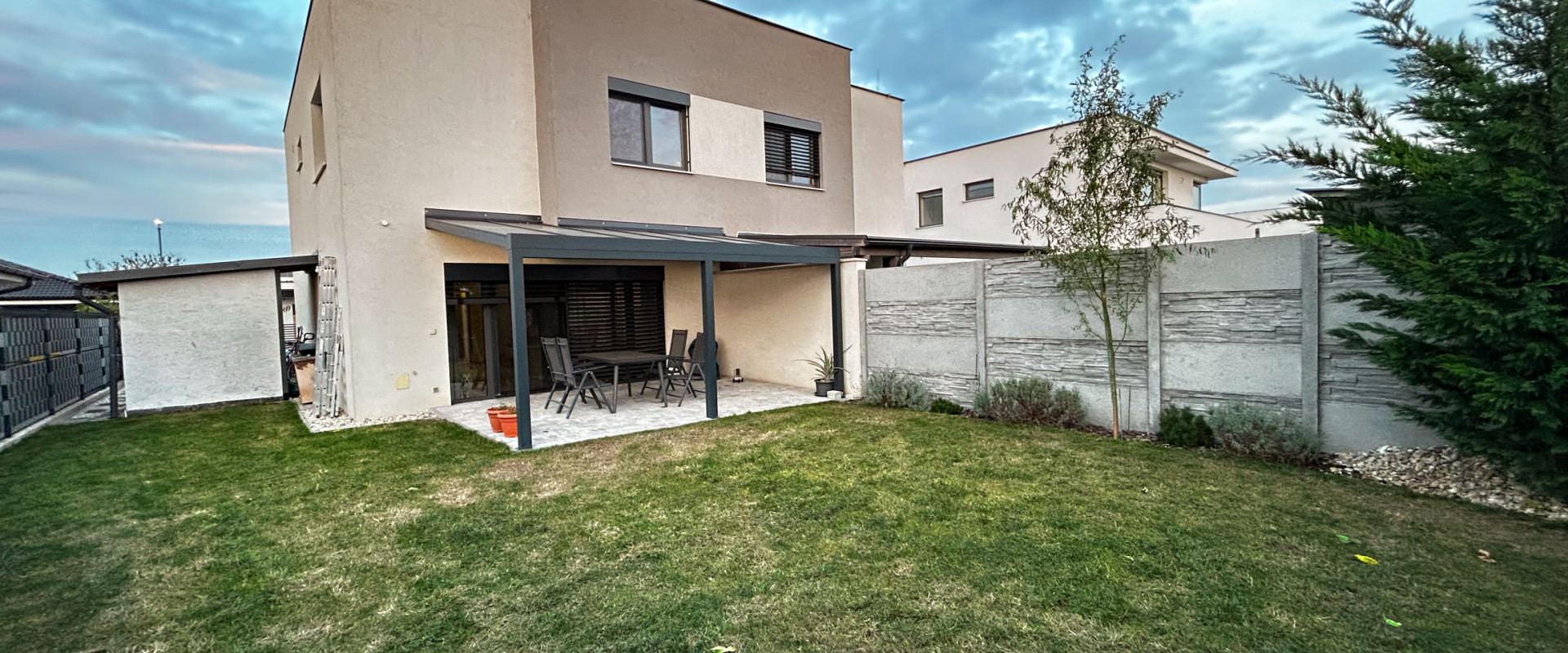 Skvelá ponuka 4i RD v súkromnej rezidencii!