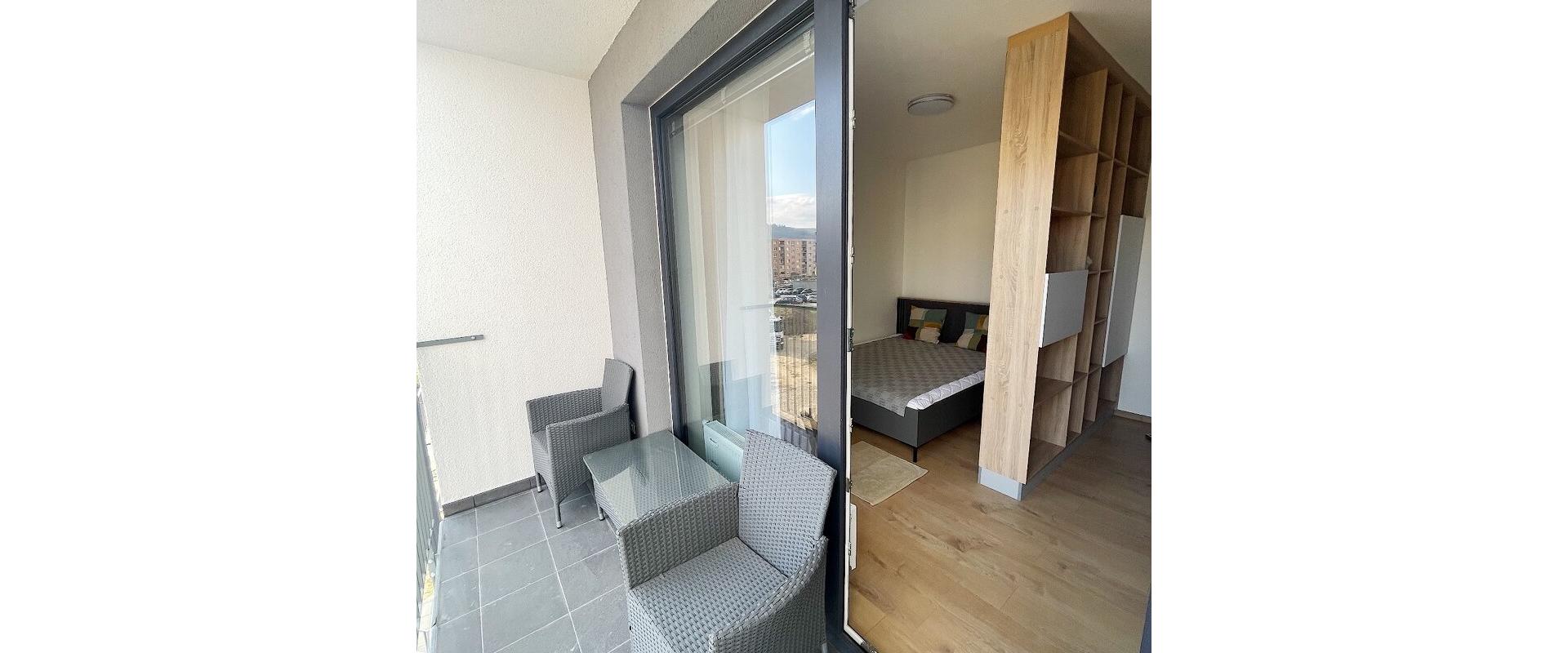 1-izbový byt s balkónom v centre – Jarková 9