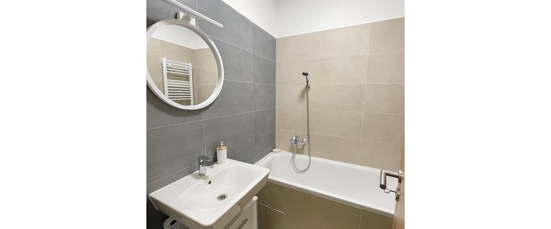 1-izbový byt s balkónom v centre – Jarková 9