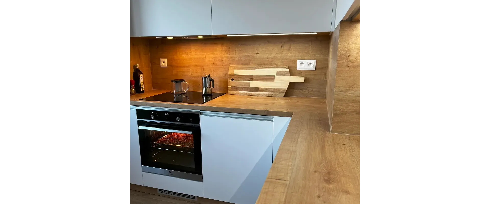 Priestranný 3-izbový byt s lodžiou a dvojgarážou – Nováky