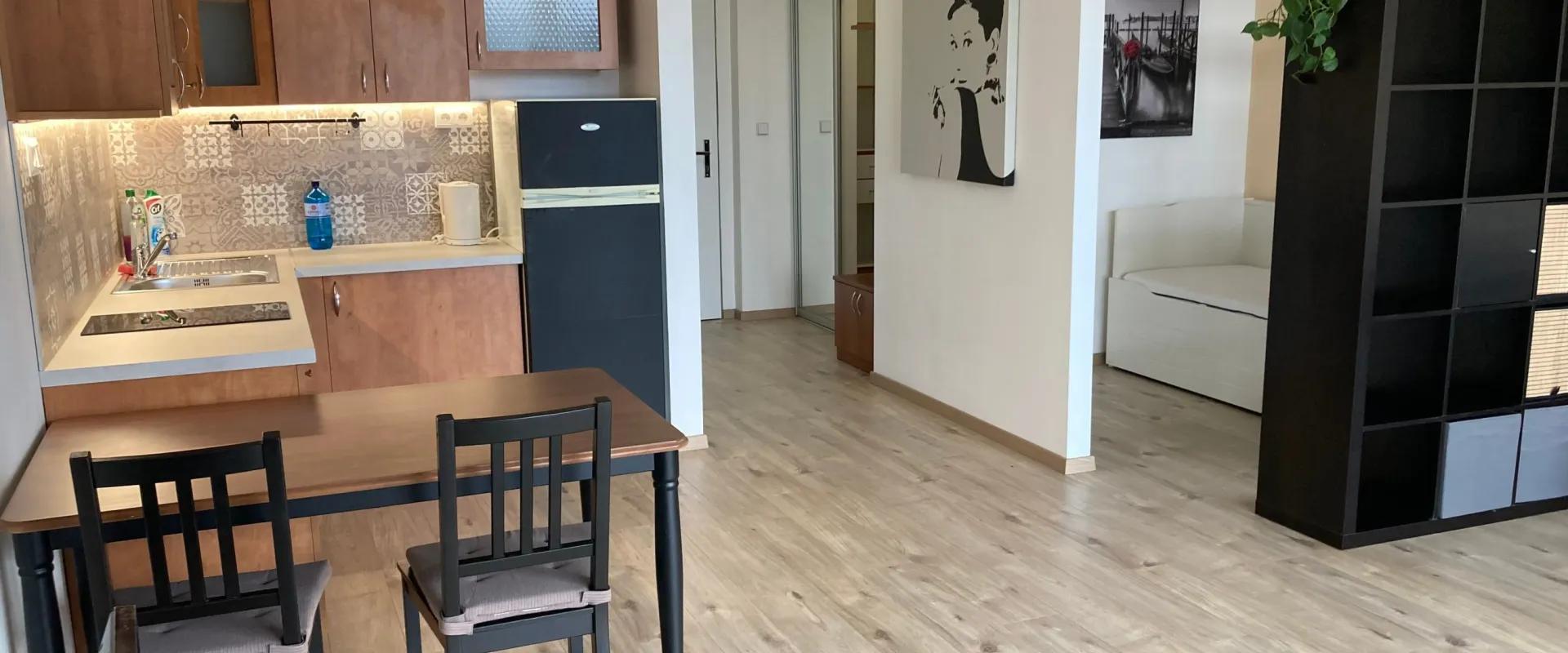 Prenájom priestranného 1-izbového bytu pri Kuchajde