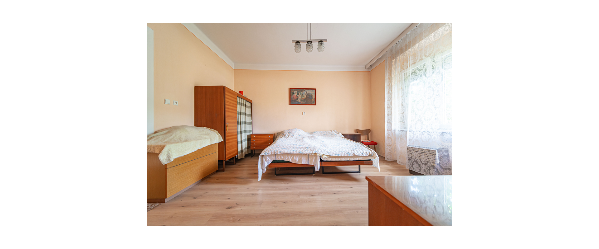 PREDAJ RODINNÝ DOM+OBJEKTY+POZEMOK S INVESTIČNÝM POTENCIÁLOM