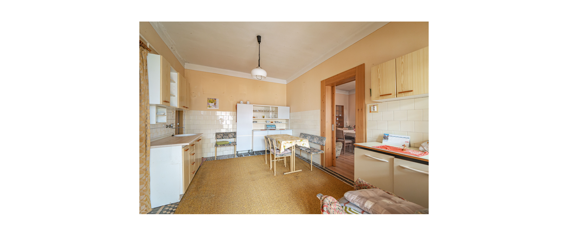 PREDAJ RODINNÝ DOM+OBJEKTY+POZEMOK S INVESTIČNÝM POTENCIÁLOM