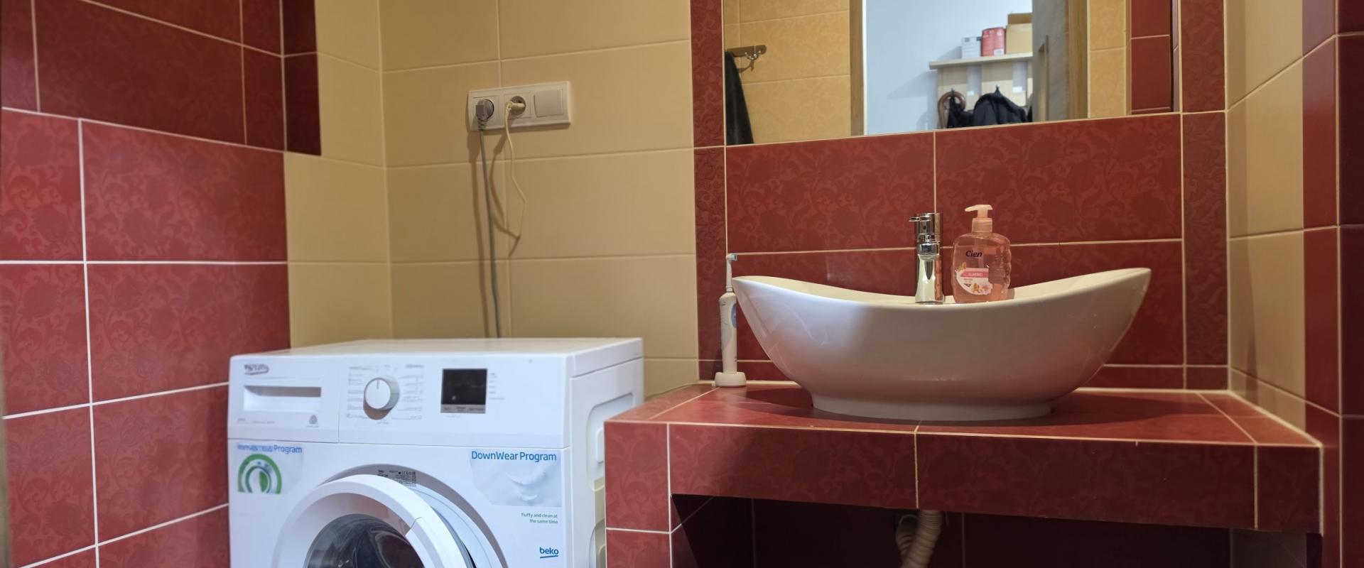 2 izbový byt po rekonštrukcii s balkónom, Trenčín