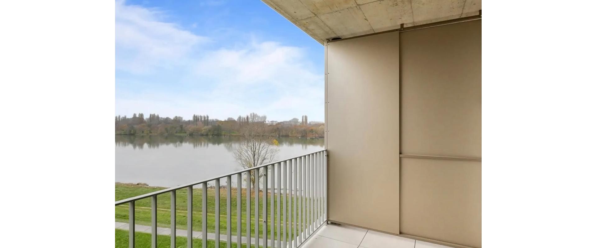 BLUE WAVE | 1-IZBOVÝ APARTMÁN S LOGGIOU 9m² | VÝHĽAD NA VÁH