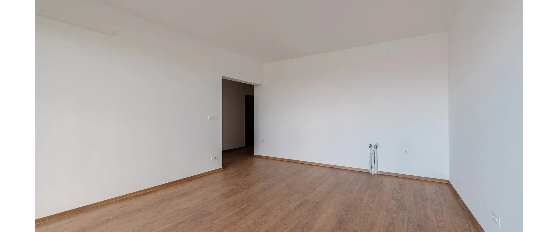 BLUE WAVE | 2-IZBOVÝ APARTMÁN S LOGGIOU 18m² | VÝHĽAD NA VÁH