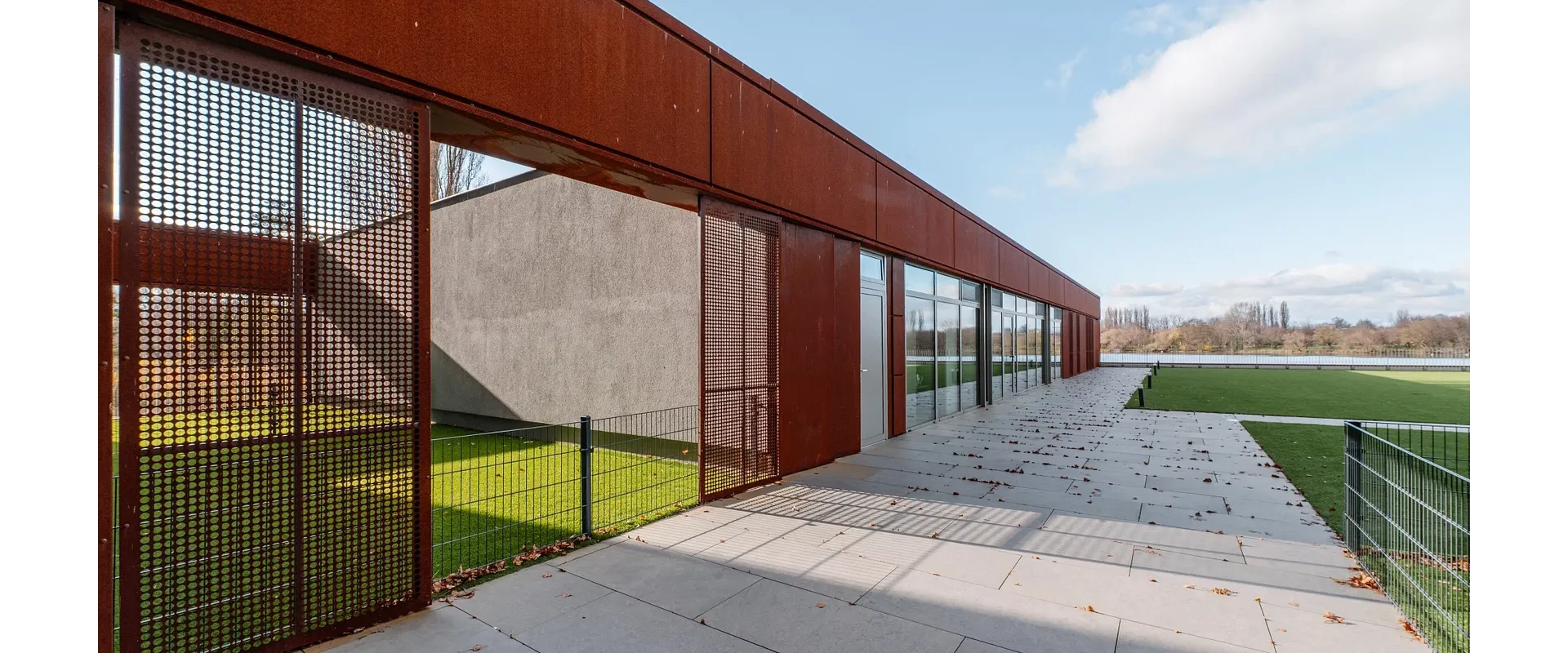 BLUE WAVE | 2-IZBOVÝ APARTMÁN S LOGGIOU 18m² | VÝHĽAD NA VÁH