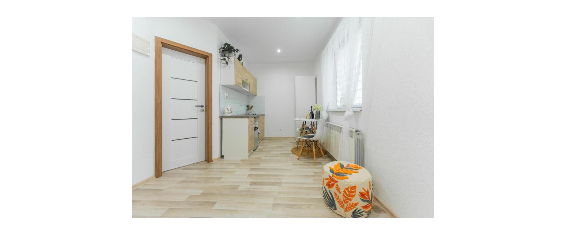 Moderný apartmán v centre Rajeckých Teplíc rovno oproti kúpeľom Afrodita .