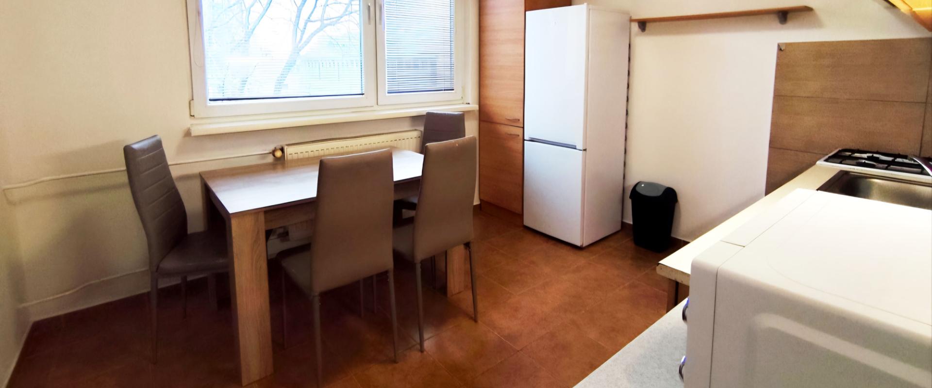 Prenájom 1-izbový Útulný a Kompletne Zariadený Byt na Štefánikovej!