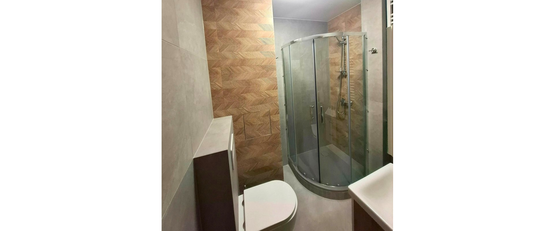 Predaj novozrekonštruovanej garzónky na Vilovej, Petržalka