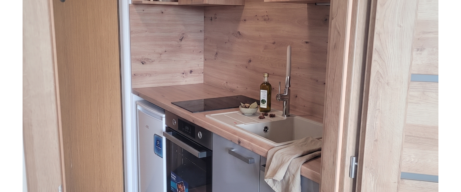 Predaj novozrekonštruovanej garzónky na Vilovej, Petržalka