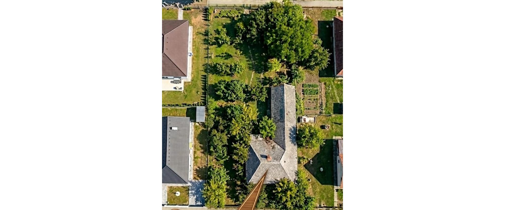 CHALUPA S DUŠOU ALEBO STAVEBNÝ POZEMOK