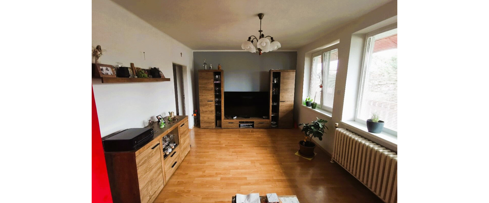 Na predaj priestranný 3-izbový tehlový byt 80 m²  + garáž – ul. J. Gagarina v Stropkove.