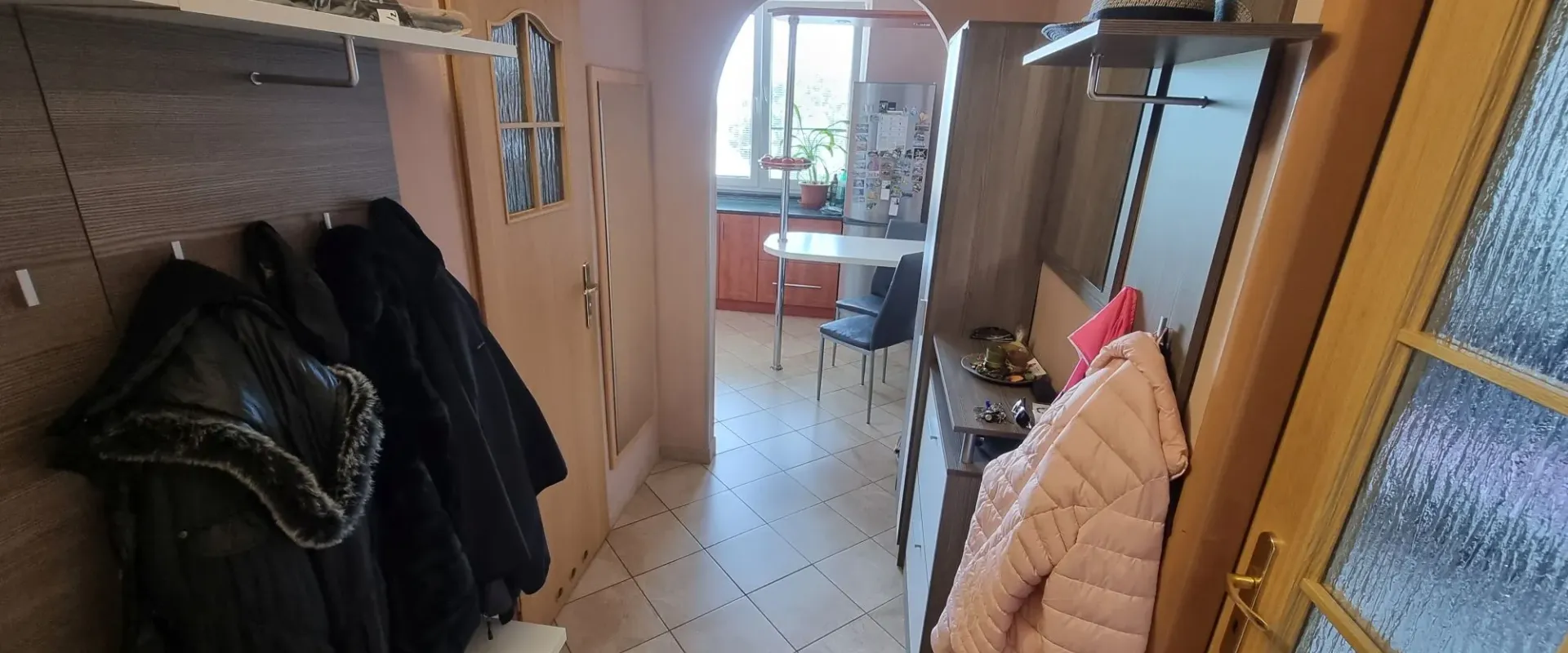 2 Izbový byt s garážou, 56m2, lodžia, Ruskov